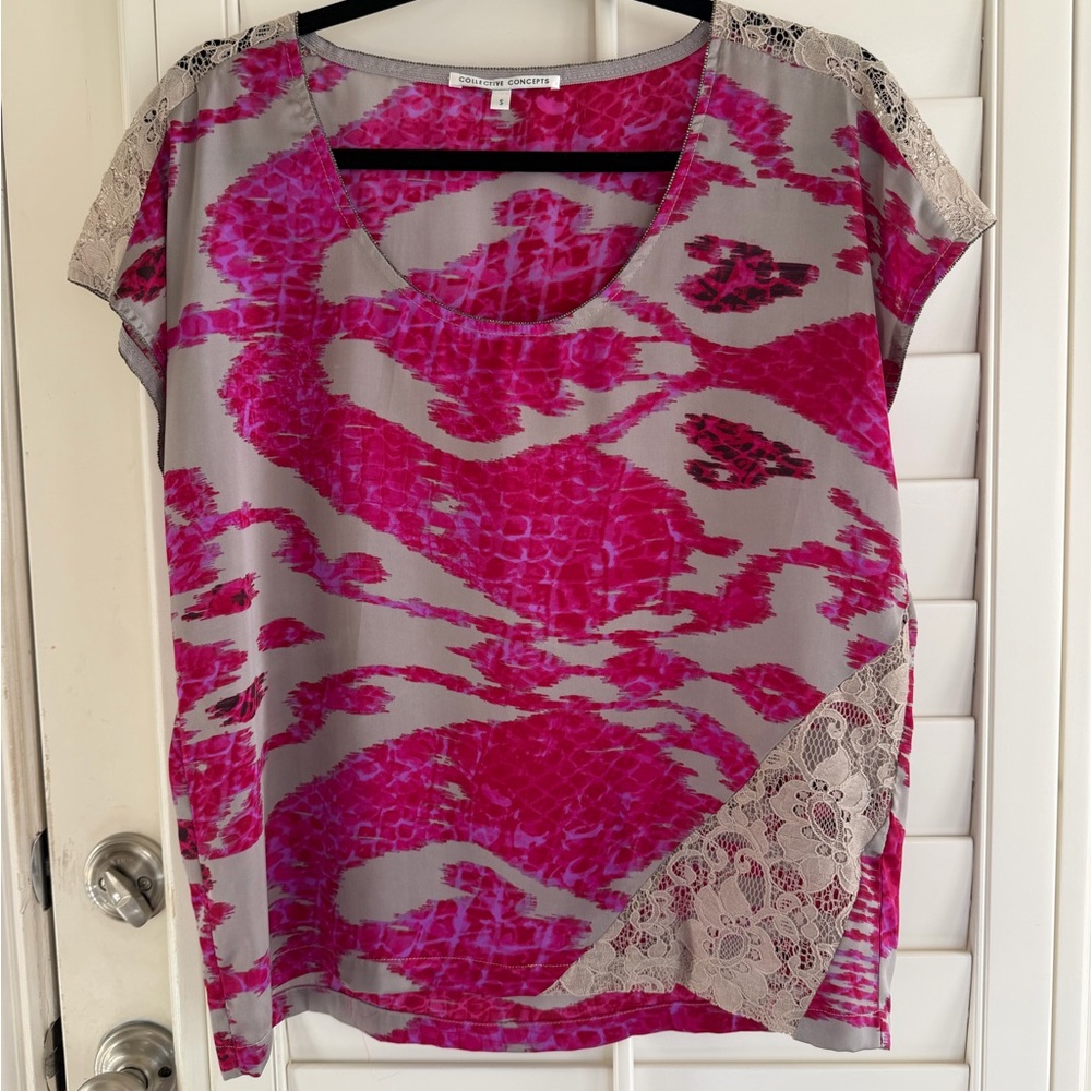 Collective Concepts Pink & Gray Animal Print Blouse